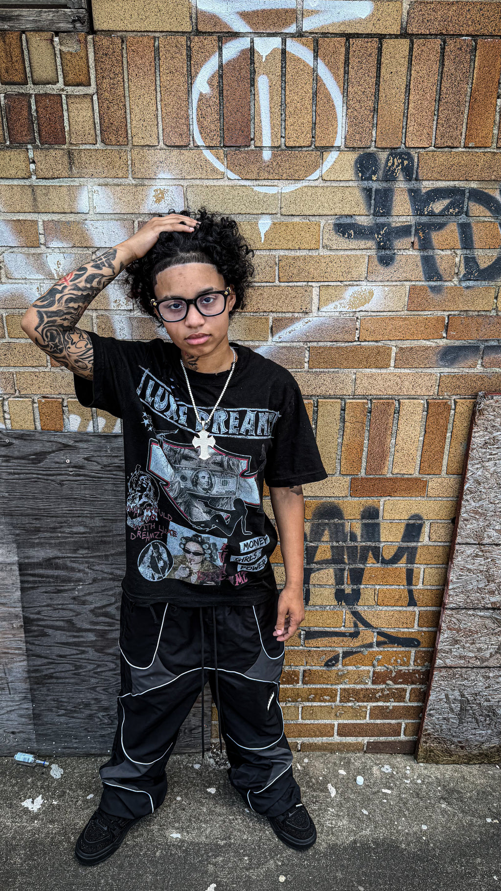 LUXE WHAT WOULD I DO ¿ BLACK TEE